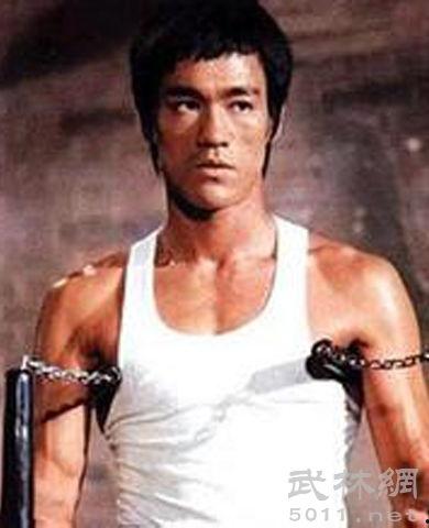 李小龙照片肌肉
